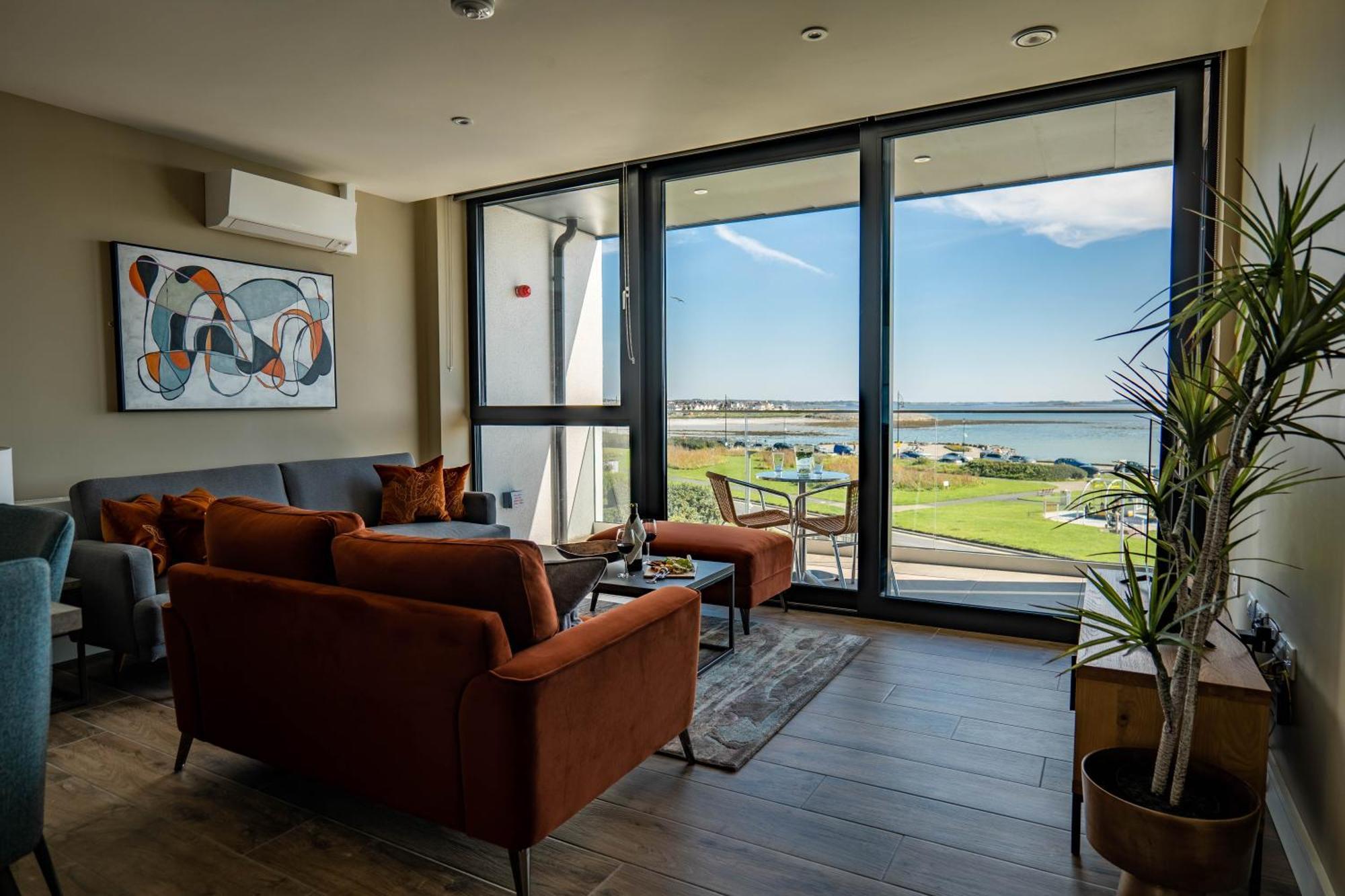 Shoreline Apartments Galway Exterior foto