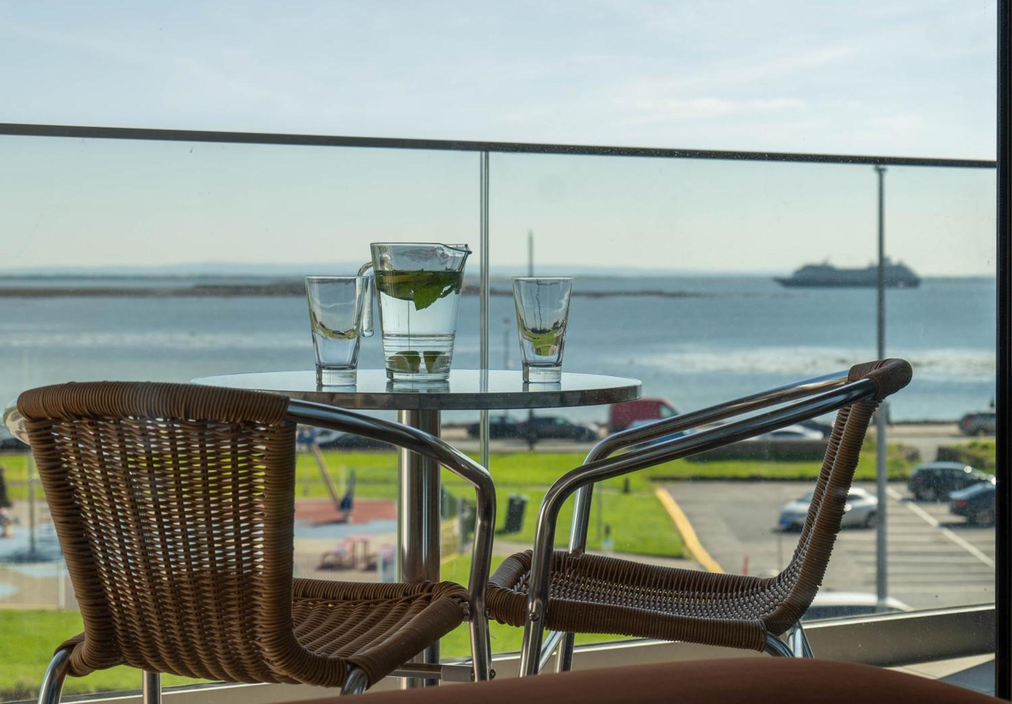 Shoreline Apartments Galway Exterior foto