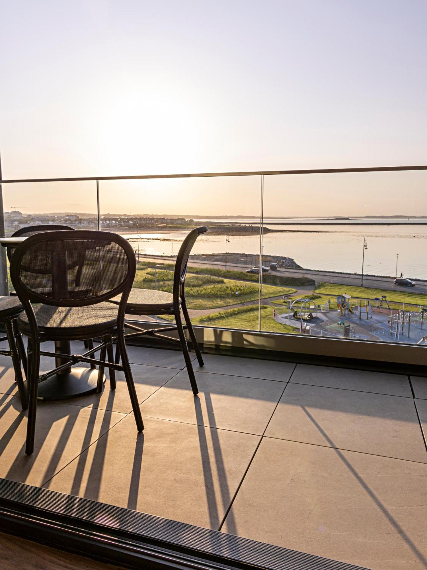 Shoreline Apartments Galway Exterior foto