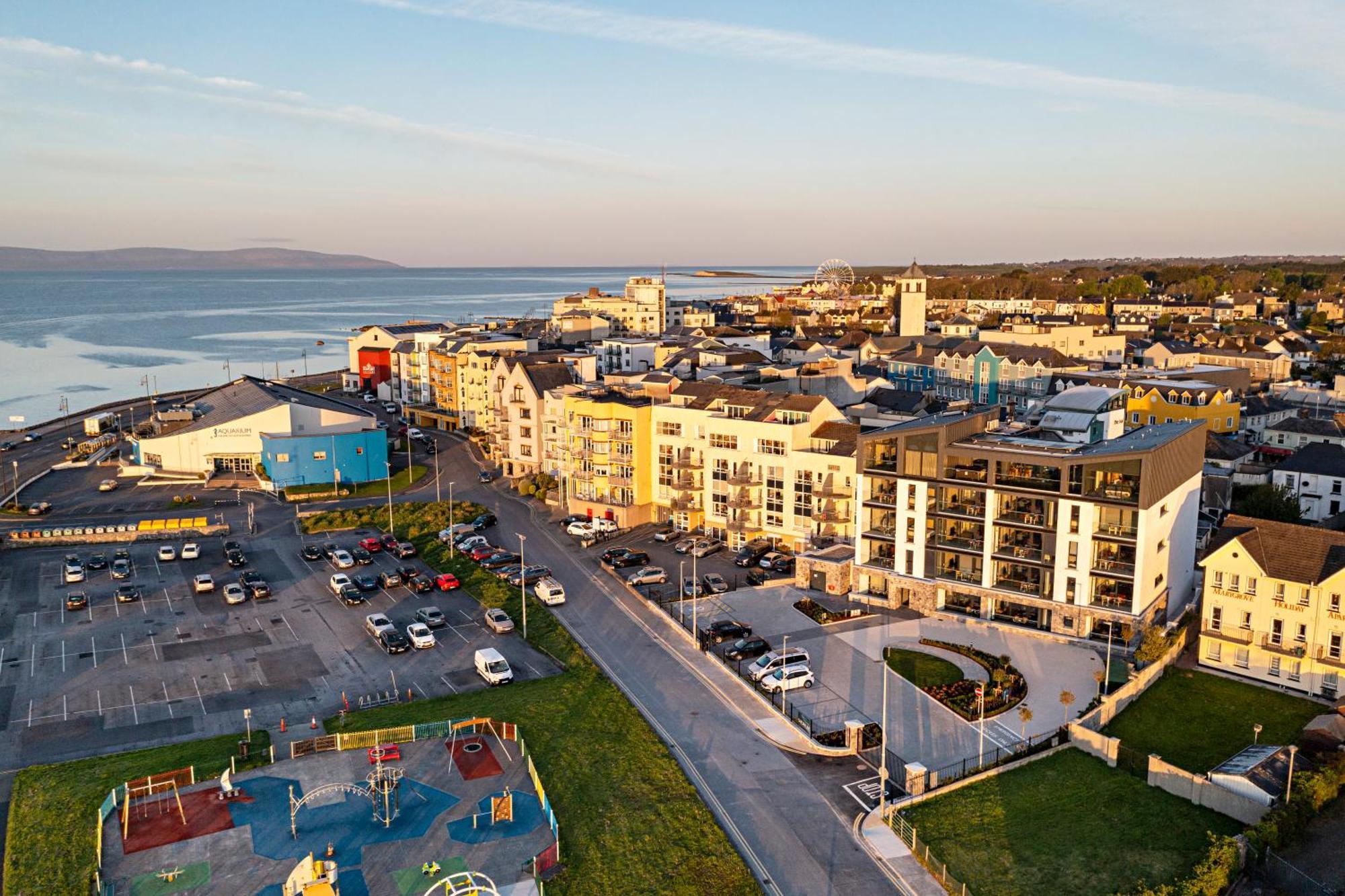 Shoreline Apartments Galway Exterior foto