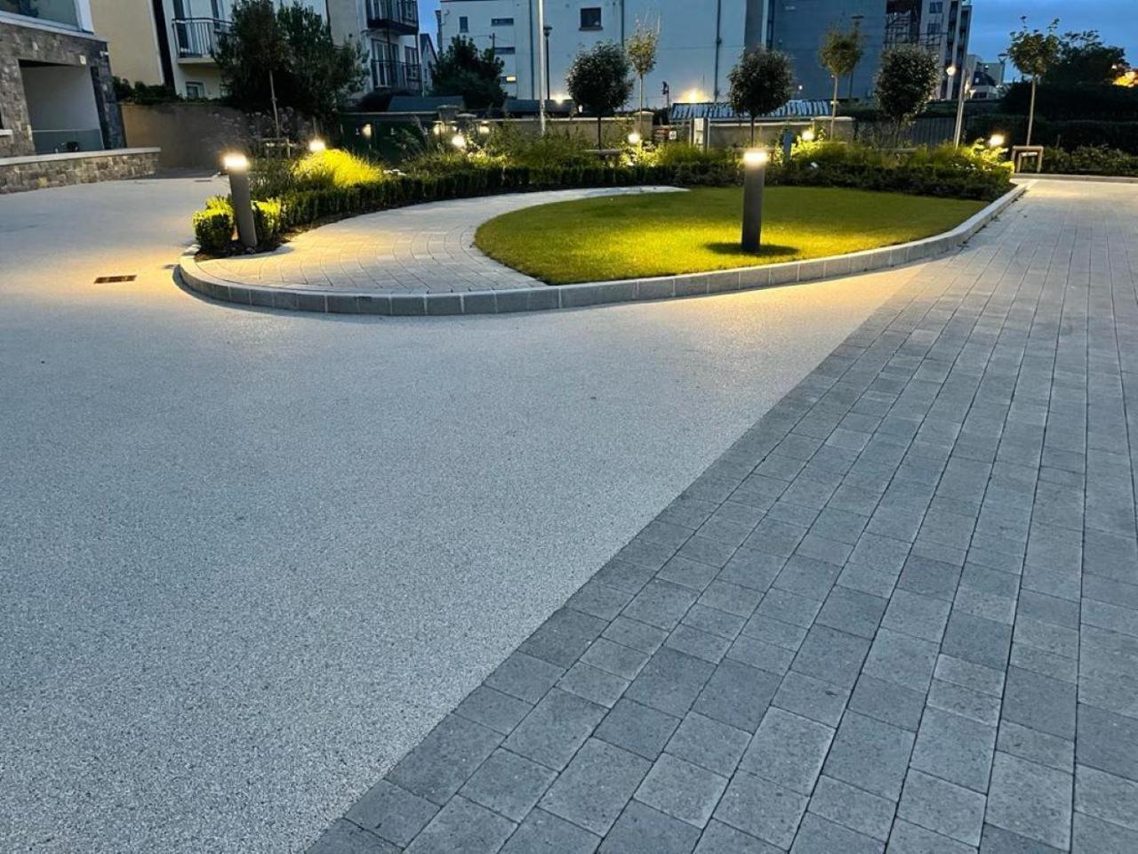 Shoreline Apartments Galway Exterior foto